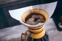 Preparare Lacqua E Il Caff Per Fare Il Caff Senza Filtro